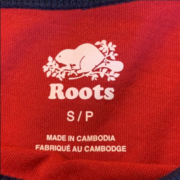 Red Roots t-shirt - Picture 4 of 5
